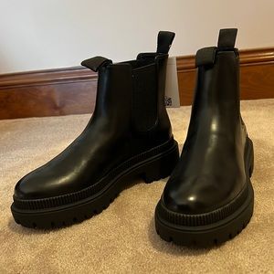 H&M Chelsea boots